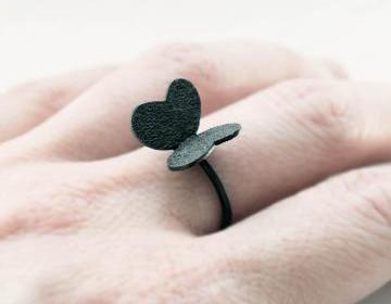 Cute Oxidized - Texturized Sterling Silver Ring. Roll Printed Texture. Black. VARIACIONES Ring. Handmade by Maria Goti Joyas.